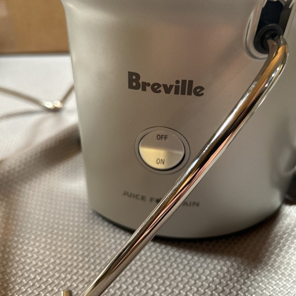 Breville Juice Fountain Juicer Replacement Motor Power Base BJE200XL - Picture 3 of 7